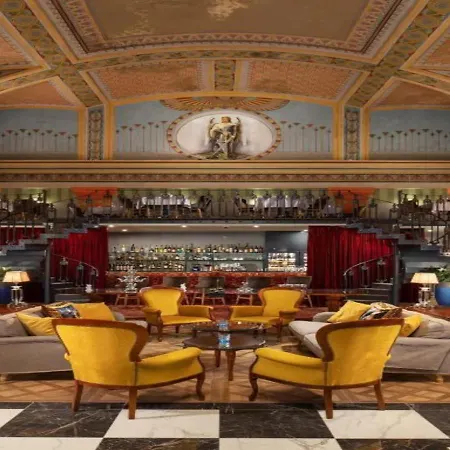 Star Hotel